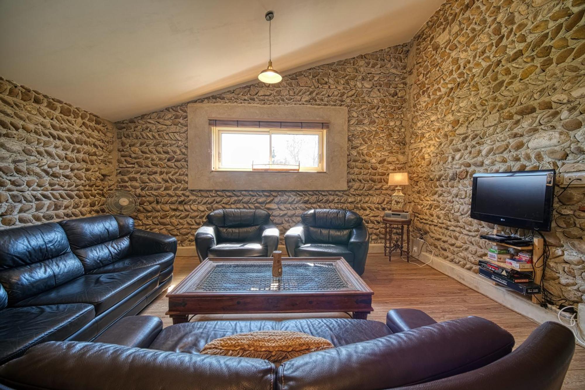 Maison Michonieres - Gite 3 Etoiles - 8 Personnes Miribel  Exterior foto
