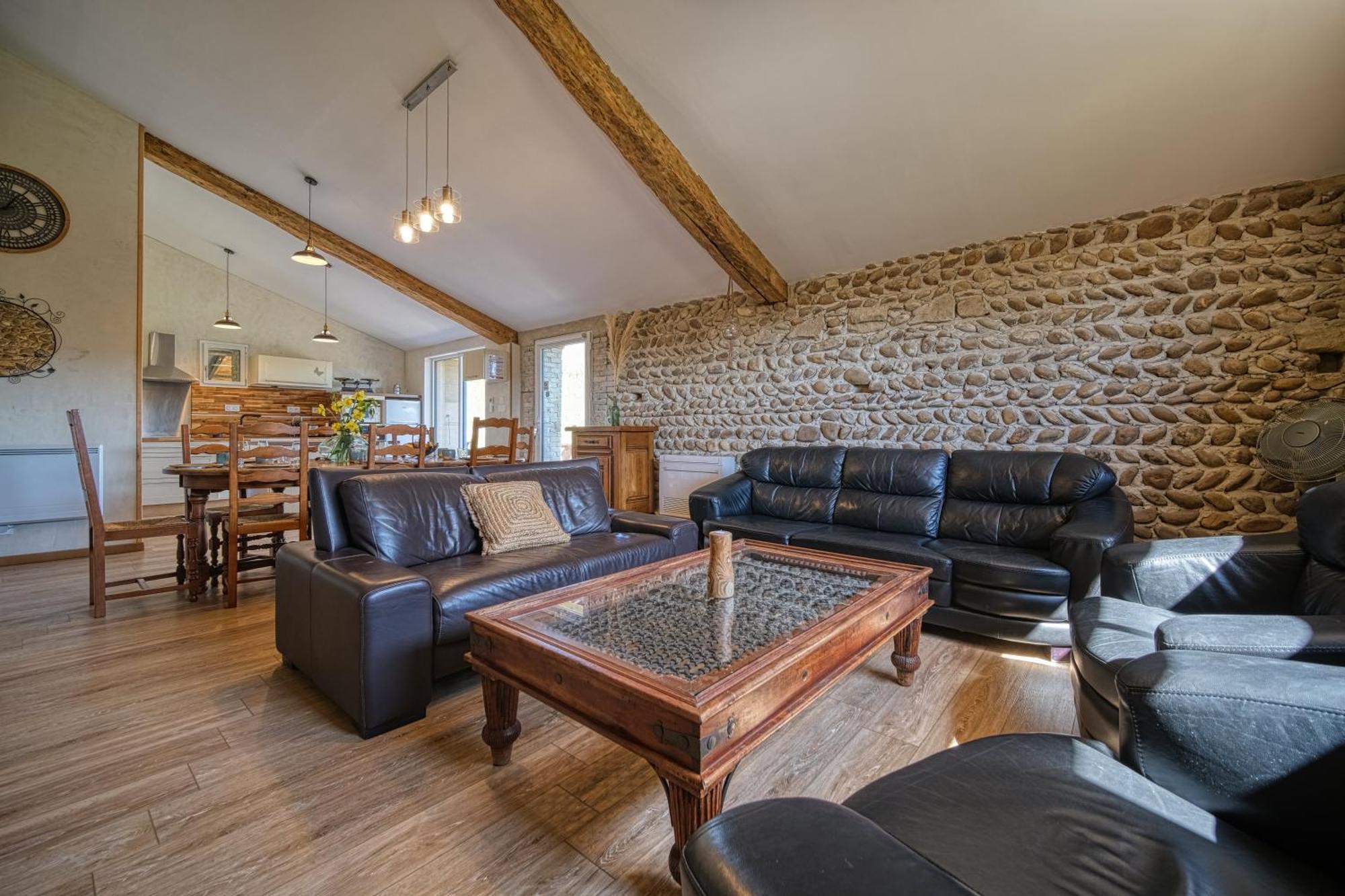 Maison Michonieres - Gite 3 Etoiles - 8 Personnes Miribel  Exterior foto